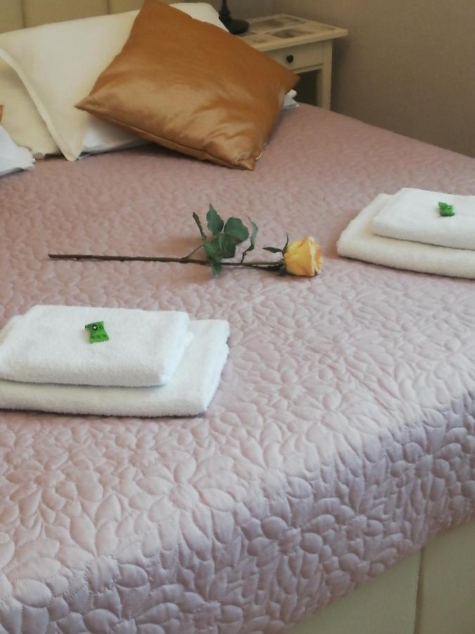 Apartment Karolina Прага Экстерьер фото